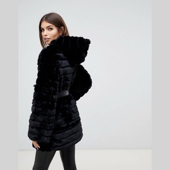 Lipsy Jackets & Coats Lipsy Reversible Faux Fur Hooded Puffer